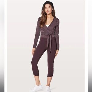 Lululemon Tied To It Wrap - Heathered Black Cherry - Size 4